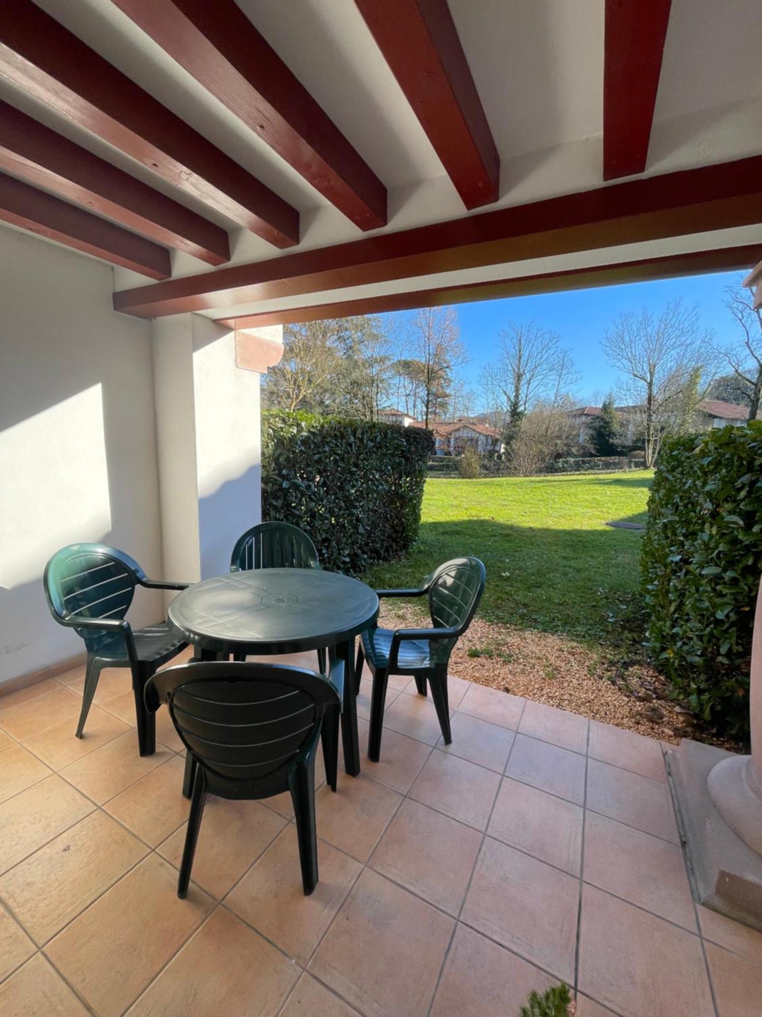 Apartamento Sejour 4 Personnes - Pays Basque Uhart-Cize Exterior foto